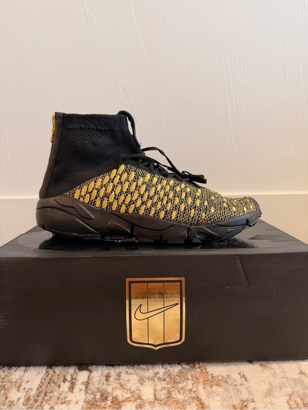 Nike Air Footscape Magista QS Lion Black/Metallic Gold 834905-007 Men Shoes Sz 9